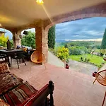 Magical Di Gioia Large 6-bedroom Family With Breathtaking Views, Private Garden And Olive Grove - In A Cool Village On The Umbria Tuscany Border Villa Gioiella