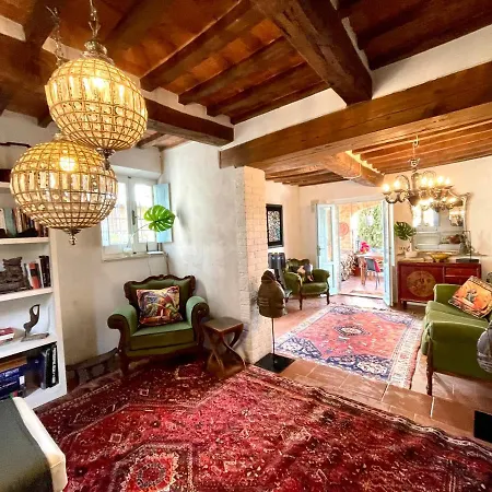 Magical Villa, Breathtaking Views, Large Private Garden And Olive Grove - In A Cool Village On The Umbria Tuscany Border