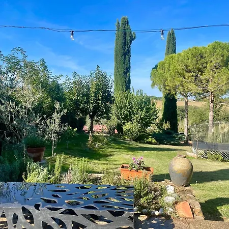 Magical Di Gioia Large 6-bedroom Family With Breathtaking Views, Private Garden And Olive Grove - In A Cool Village On The Umbria Tuscany Border Gioiella