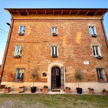 Sleeps 13 Near Cortona & Montepulciano *