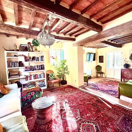 Magical Di Gioia Large 6-bedroom Family With Breathtaking Views, Private Garden And Olive Grove - In A Cool Village On The Umbria Tuscany Border Gioiella