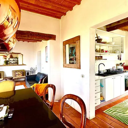 Magical Di Gioia Large 6-bedroom Family With Breathtaking Views, Private Garden And Olive Grove - In A Cool Village On The Umbria Tuscany Border Villa