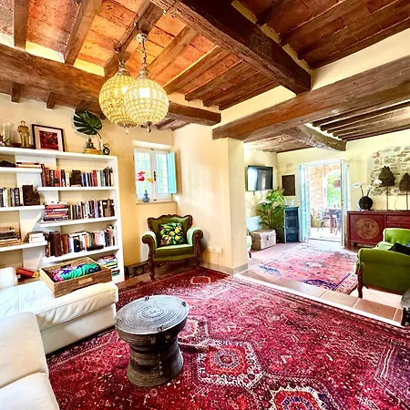 Sleeps 13 Near Cortona & Montepulciano Villa *