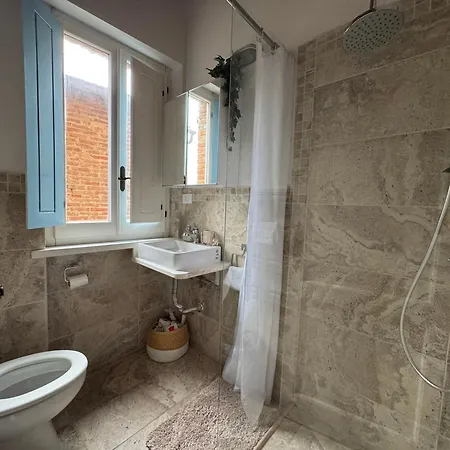 Villa Sleeps 13 Near Cortona & Montepulciano *