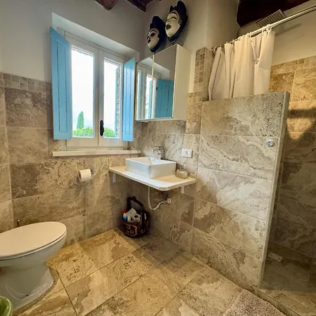 Sleeps 13 Near Cortona & Montepulciano Gioiella