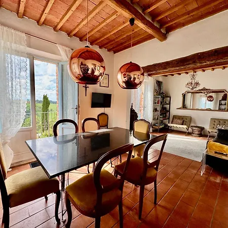 Sleeps 13 Near Cortona & Montepulciano Villa